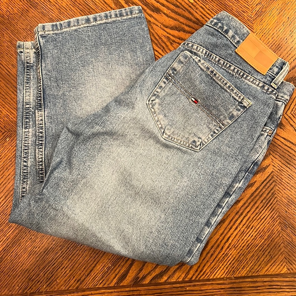 Tommy Hilfiger Cropped Boyfriend Jeans